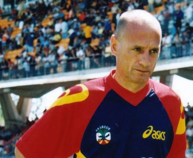 1695820531593021311.jpg 1695820523.jpg